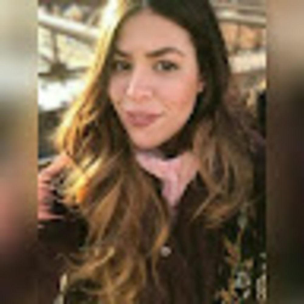 Meet your Posher, Mayra